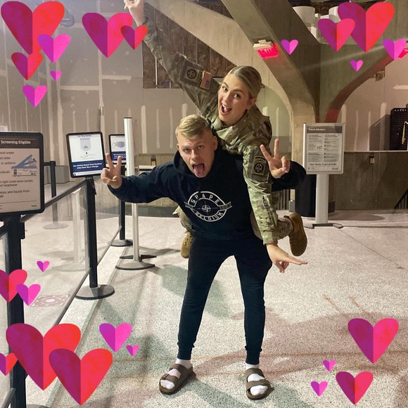 Profile Picture of Mary Fealey (@maryfealey) on Poshmark