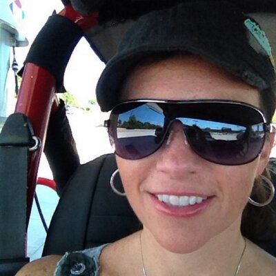 Profile Picture of AmandaFowler (@amandavendal) on Twitter