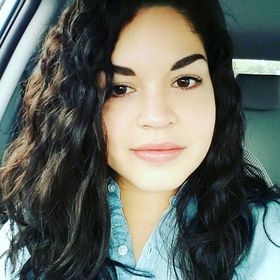 Profile Picture of Danielle Rainha (@danilynnrainha) on Pinterest