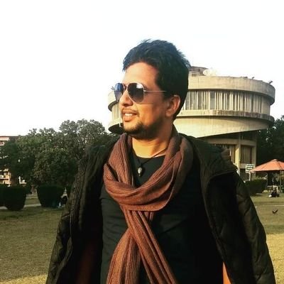 Profile Picture of Tarsem Singh Sidhu (@tarsemsidhu) on Twitter