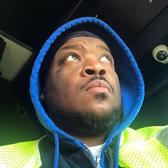 Profile Picture of Randall Richardson (@tankdiesel34) on Poshmark