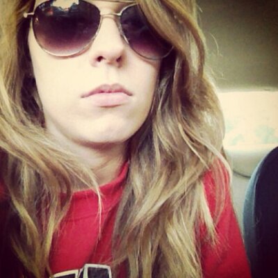 Profile Picture of Stephanie Graf (@stephgraffodil) on Twitter
