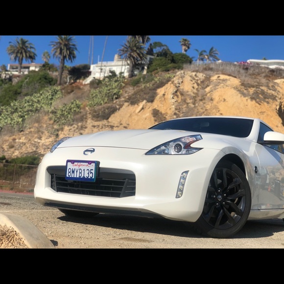 Profile Picture of Cartied Flossy (@cartierf2020) on Poshmark