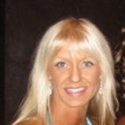 Profile Picture of Sheryl Walsh (@Sharealls) on Twitter