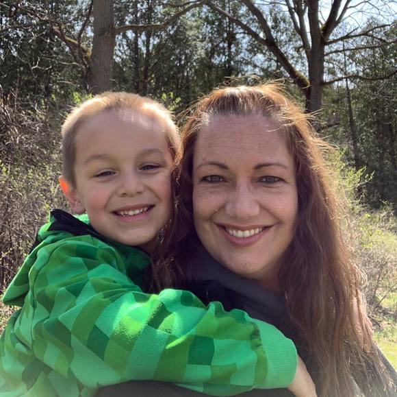 Profile Picture of Annette Votsis soukup (@netepooh) on Poshmark