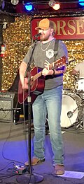 Profile Picture of Josh Stumpfon Wikipedia