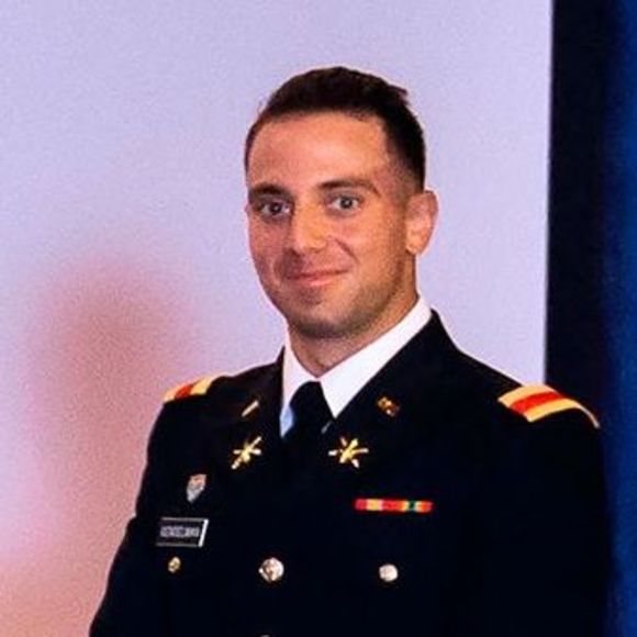 Profile Picture of Allan Gendelman (@allan_gendelman) on Poshmark