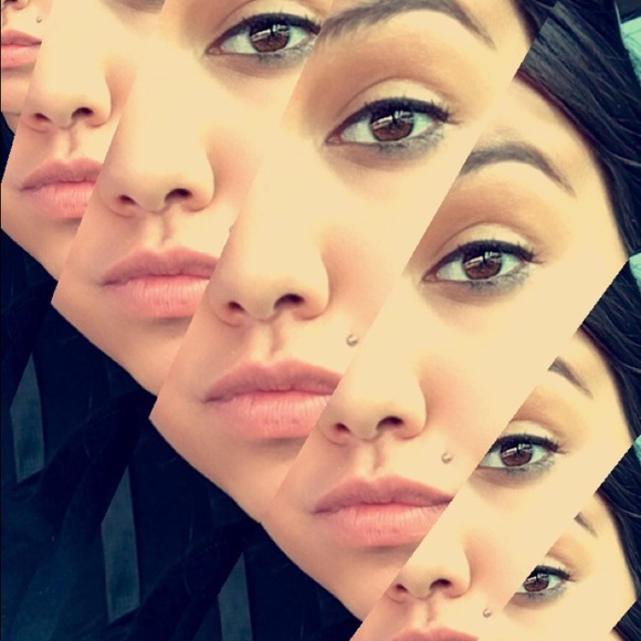 Profile Picture of Allison Rodriguez (@allyj_97) on Poshmark