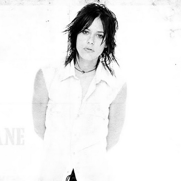 Profile Picture of Lori Jarrett (@ldjarrett4) on Poshmark