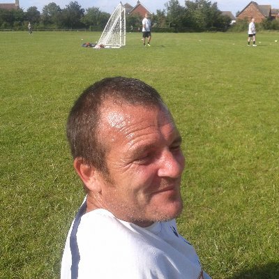 Profile Picture of Leonard Griffiths (@Leonard53056909) on Twitter
