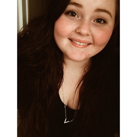 Profile Picture of Emily Ractliffe (@emract) on Poshmark