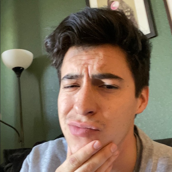 Alec Martinez - Poshmark Profile Picture of Alec Martinez (@alecmartinez21) on Poshmark