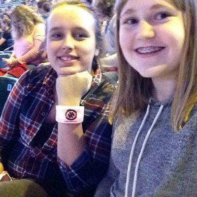 Profile Picture of Marla Hayes (@mhayes3952) on Twitter