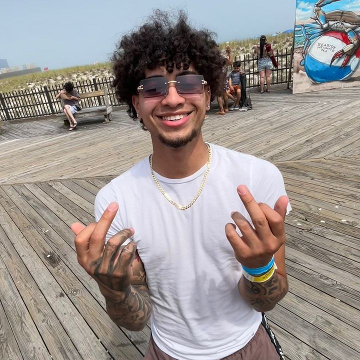 Profile Picture of shaun🤍 (@@shaunnn.scotttt) on Tiktok