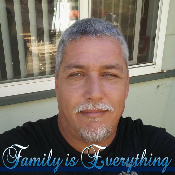 Profile Picture of Kory Zausch (@kory68) on Poshmark