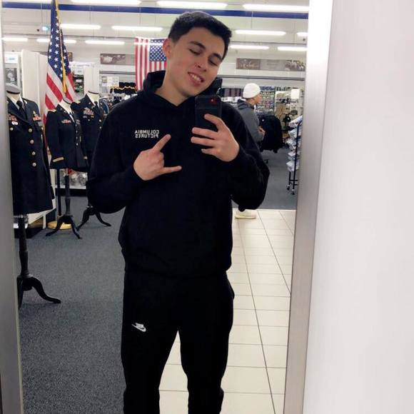 Profile Picture of Jose Ruvalcaba (@joseruvalcaba41) on Poshmark