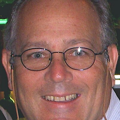 Profile Picture of Jonathan Gottlieb (@beachbeerguy) on Twitter