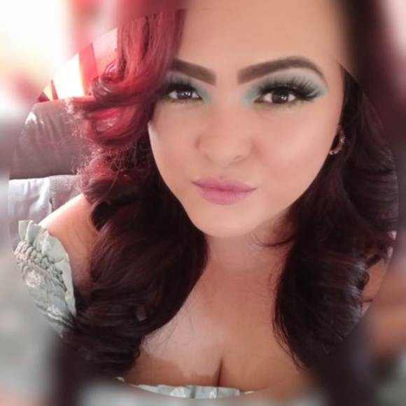 Profile Picture of Manuela Martinez (@manuelamarti595) on Poshmark