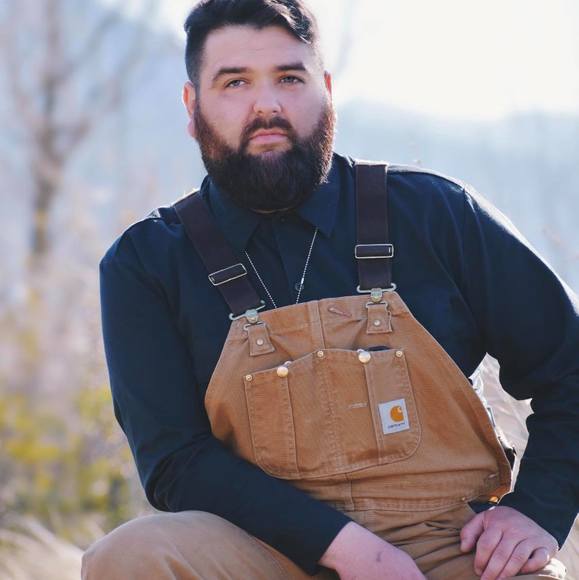 Profile Picture of Matthew Carver (@matthew_carver) on Poshmark