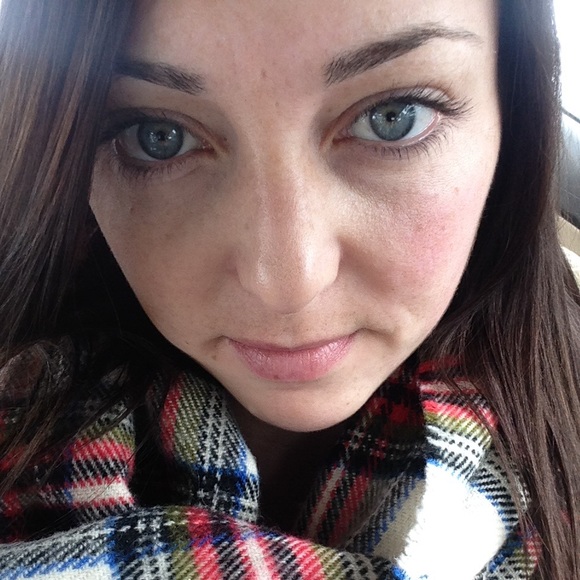 Profile Picture of Rachael Dauscher (@rdauscher) on Poshmark