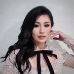 Profile Photo of Couture.Fashion.Bridal.Dress (@angelachungofficial) on Instagram