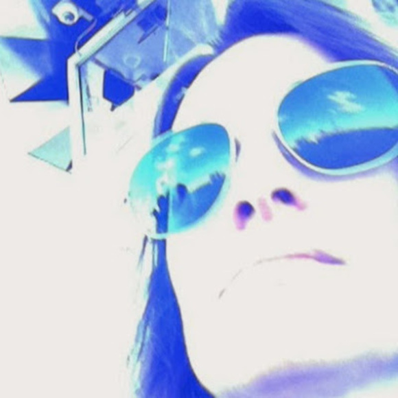 Profile Picture of Janis Chilson (@janischilson) on Poshmark