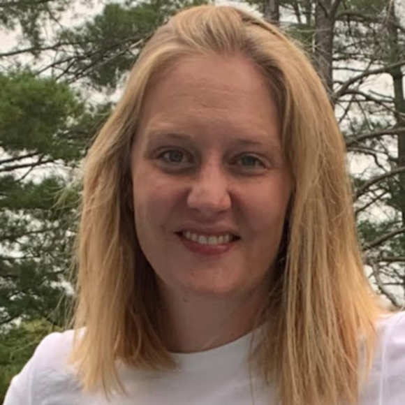 Profile Picture of Jessica Sandbothe (@jessicasandboth) on Poshmark