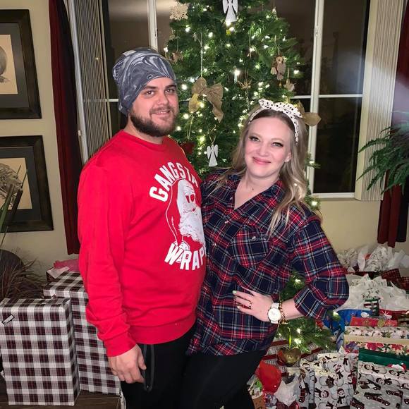 Profile Picture of Kelie Hunter (@mamakelie) on Poshmark