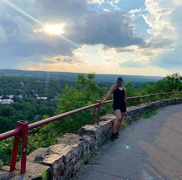 Profile Picture of Isabel Casanova (@eazybell113) on Poshmark