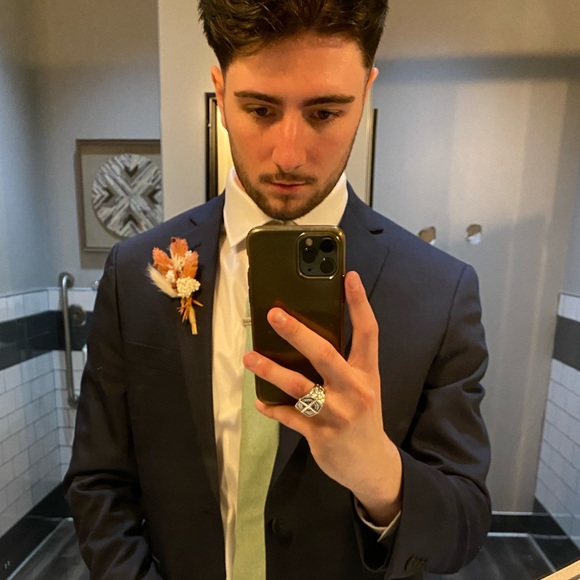 Profile Picture of Adam Muller (@adammuller4) on Poshmark