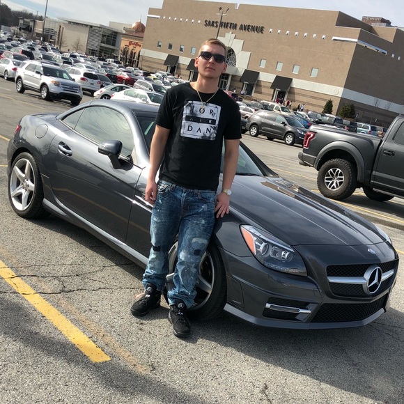 Profile Picture of James Ranahan (@james_ranahan) on Poshmark