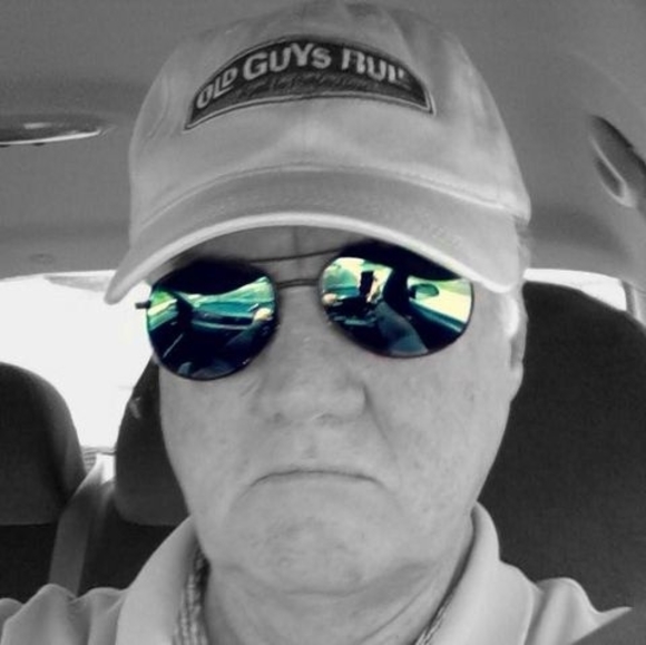 Profile Picture of Richard edward Foster (@rickf52) on Poshmark