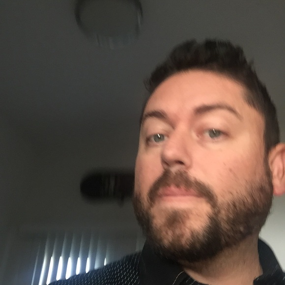 Profile Picture of Justin Higgs (@atcking) on Poshmark