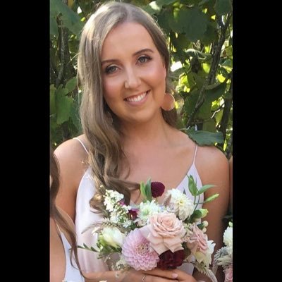Profile Picture of Alice McCullough (@Alice44037895) on Twitter