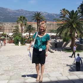 Andrea Chalupova - Pinterest Profile Picture of Andrea Chalupova (@chalupova2013) on Pinterest