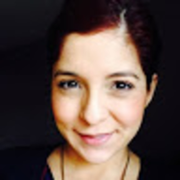 Profile Picture of Brenda Aguirre (@baguirre23) on Poshmark