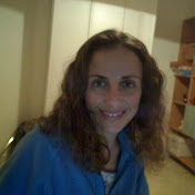 Profile Picture of Sophie Khazanov (@sophiezisman) on Youtube