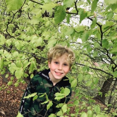 Profile Picture of M McLeod (@Lucy76M) on Twitter