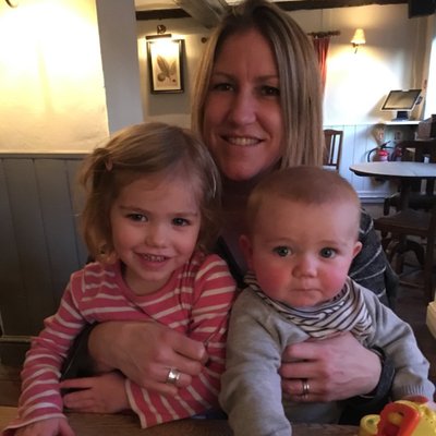 Profile Picture of Claire Hurst (@@SquareClaire) on Twitter