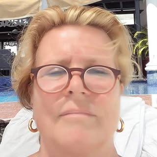 Profile Picture of Kathleen Watton (@wattonkate) on Instagram