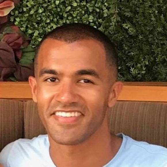 Bryon Nicholas - Poshmark Profile Picture of Bryon Nicholas (@bryonshannon) on Poshmark