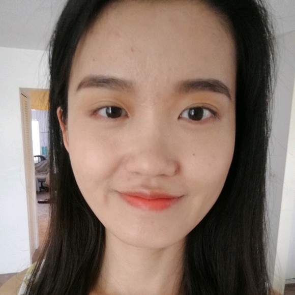 Profile Picture of Jingwei Zhang (@boogiestreet) on Poshmark