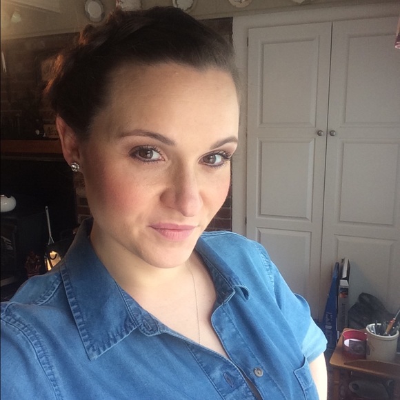 Profile Picture of Haley Mack (@hmack55) on Poshmark