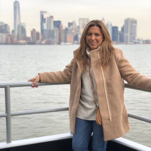 Profile Picture of Paula Damico (@pauladamico) on Poshmark