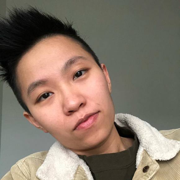 Profile Picture of William Huynh (@williamhuynh) on Poshmark