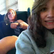 Profile Picture of Emily Bates (@EmilyEmmaProductions) on Youtube