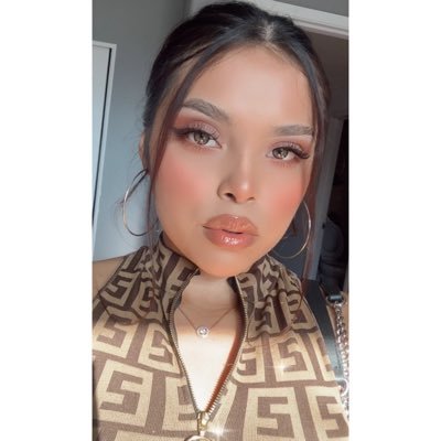 Profile Picture of Sara (@sara_medina09) on Twitter