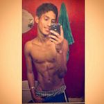 Profile Picture of Luis Nieves (@runfromhate) on Instagram