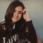 Profile Picture of Taryn Holmes (@happygreen8) on Instagram