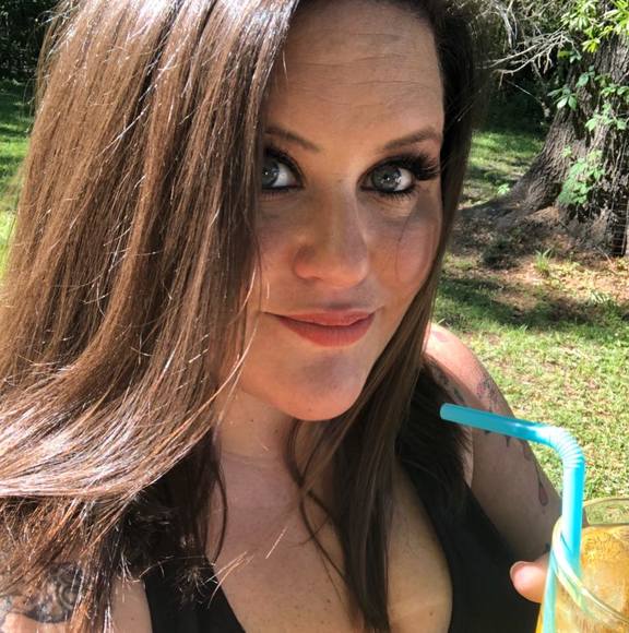 Profile Picture of Kiera Edes (@kierae) on Poshmark